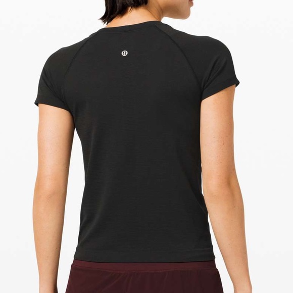 NWT LULULEMON Swiftly Tech Short Sleeve Shirt 2.0 Race Length In Black - Picture 3 of 5